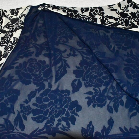 Talbots Petites All Season Silk Wool Overlay Navy Blue Cream Midi Skirt Size 14 - Picture 8 of 9